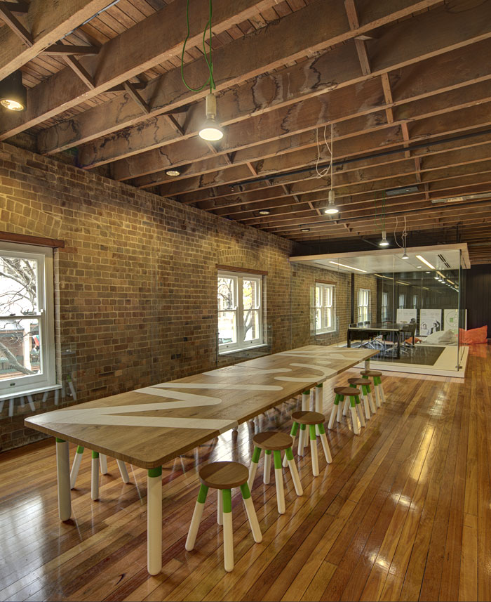 老廠房改造開放式辦公室裝修設(shè)計